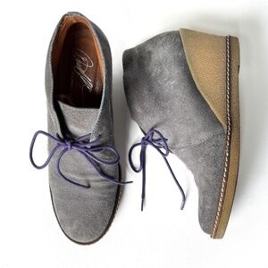 Vintage Donald J Pliner Sz 7 Suede Gum Wedge Heel Chukka Ankle Booties